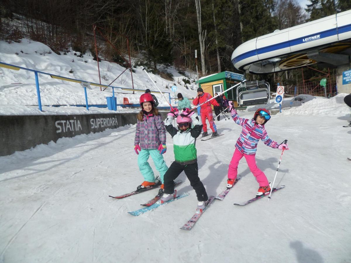 Kalinderu Skier'S Apartament Bellevue Buşteni Exteriör bild