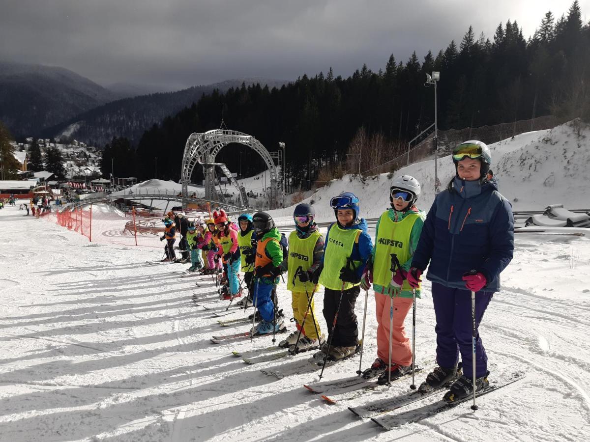 Kalinderu Skier'S Apartament Bellevue Buşteni Exteriör bild