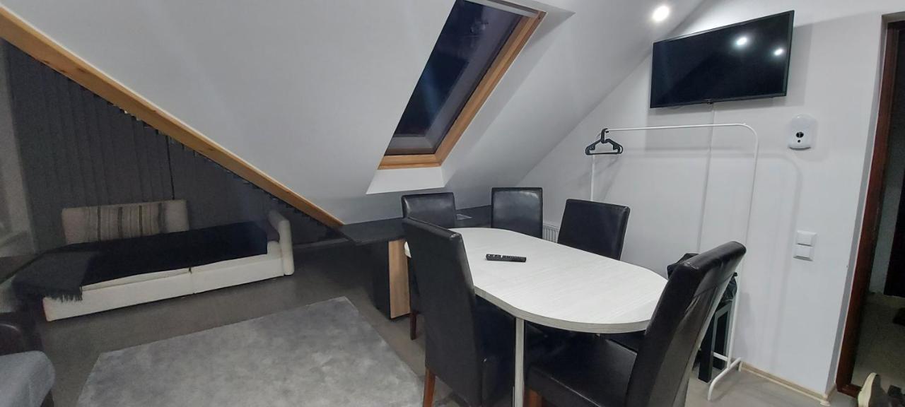 Kalinderu Skier'S Apartament Bellevue Buşteni Exteriör bild